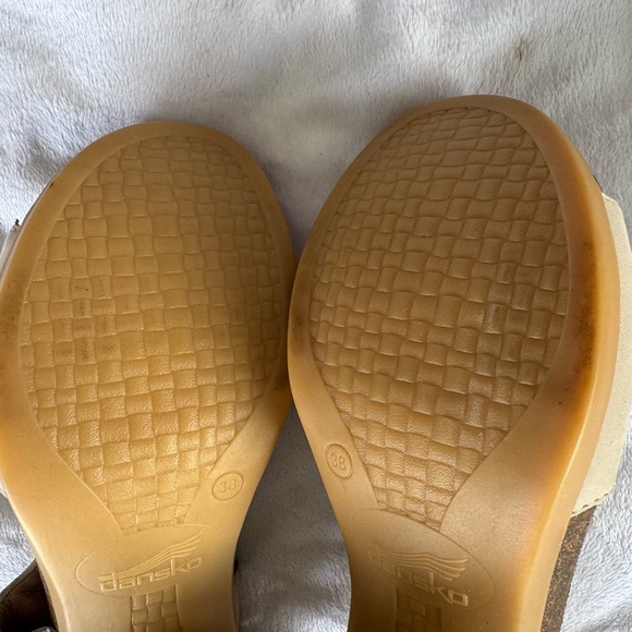 Dansko Deandra Studded Leather Block Heel Sandals in Tan Size 7.5 US/ 38 EU - Picture 12 of 12